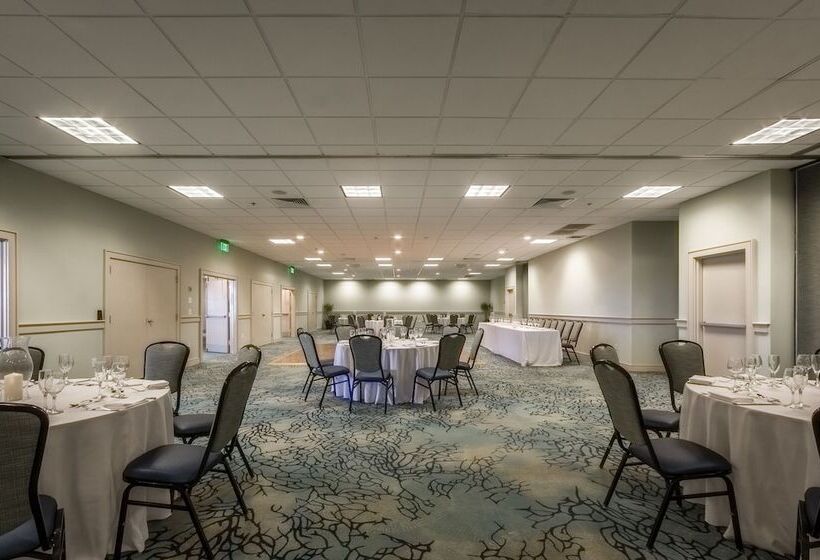 فندق Tides Folly Beach