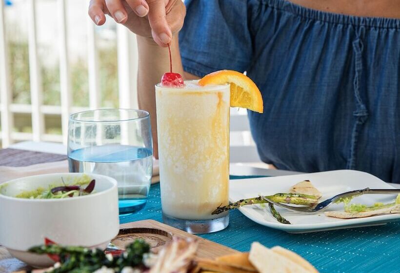 فندق Tides Folly Beach