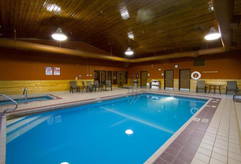 Miles City Hotel & Suites