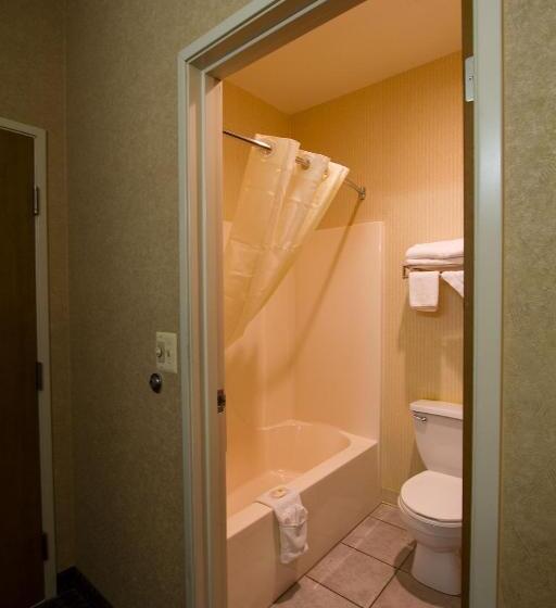 Miles City Hotel & Suites