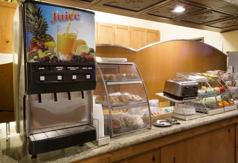 Miles City Hotel & Suites