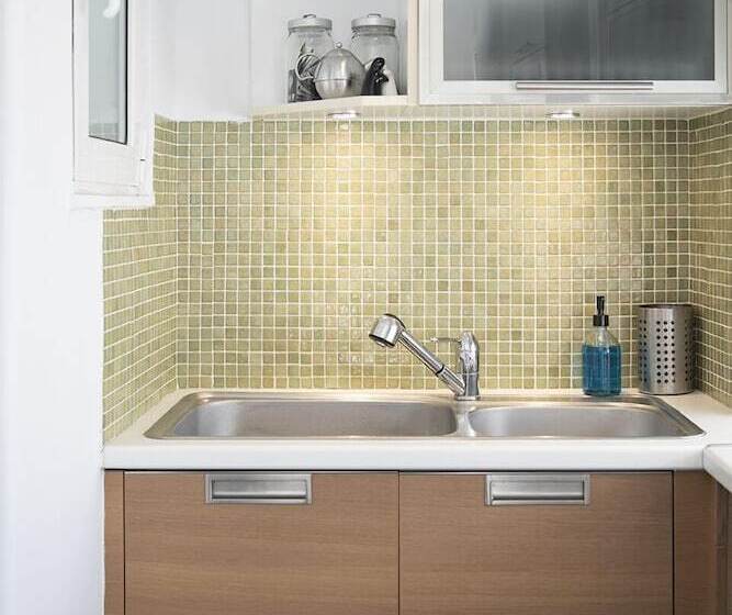 Amazing Renovated Penthouse In Pagkrati