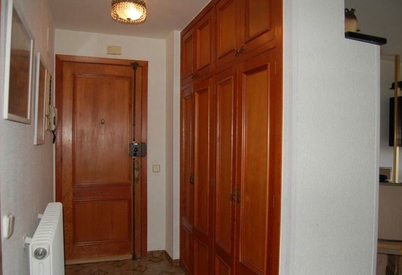 Amplio Apartamento En Primera Linea De Playa En Platja D’aro