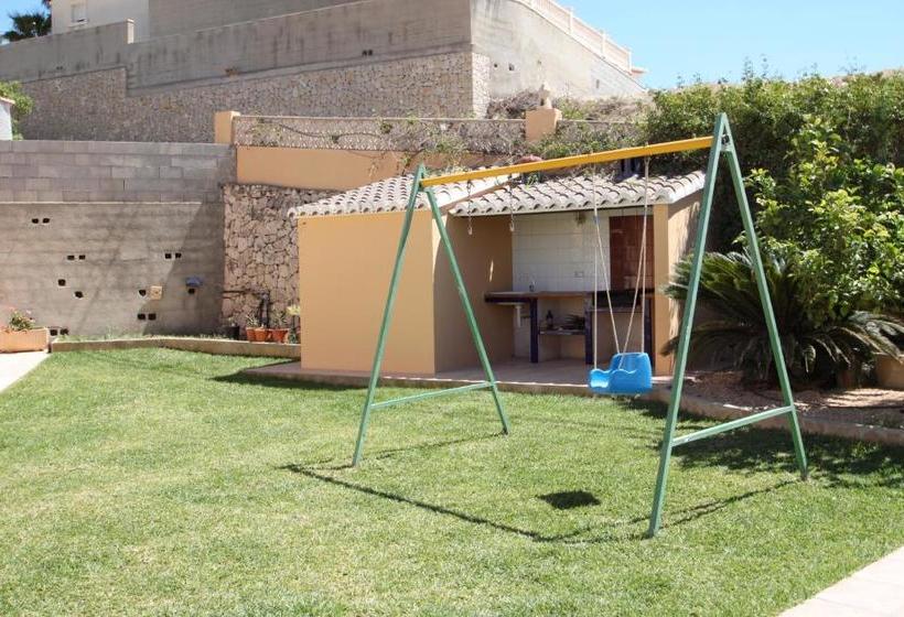 Angevic   A Delightful Villa Located In The Town Of Moraira