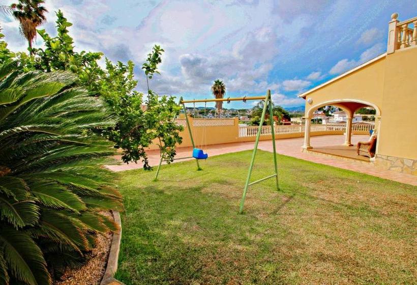 Angevic   A Delightful Villa Located In The Town Of Moraira