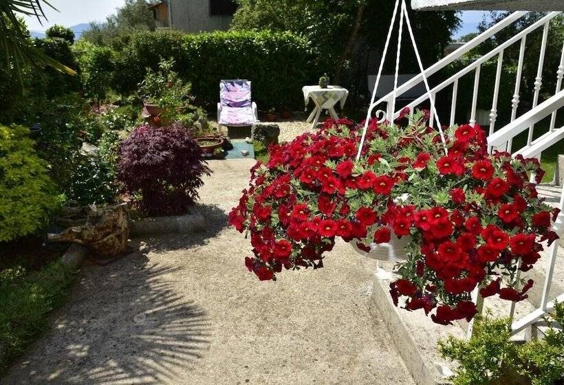 Apartment Blumen Oase