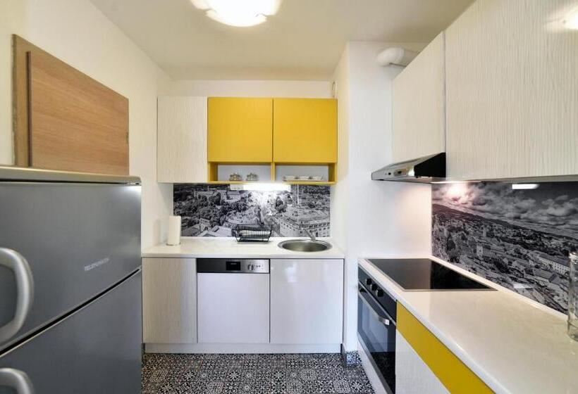 Apartment Place4u