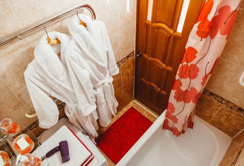 Apartments 5 Zvezd Vozle Tsentralnoy Ploshchadi