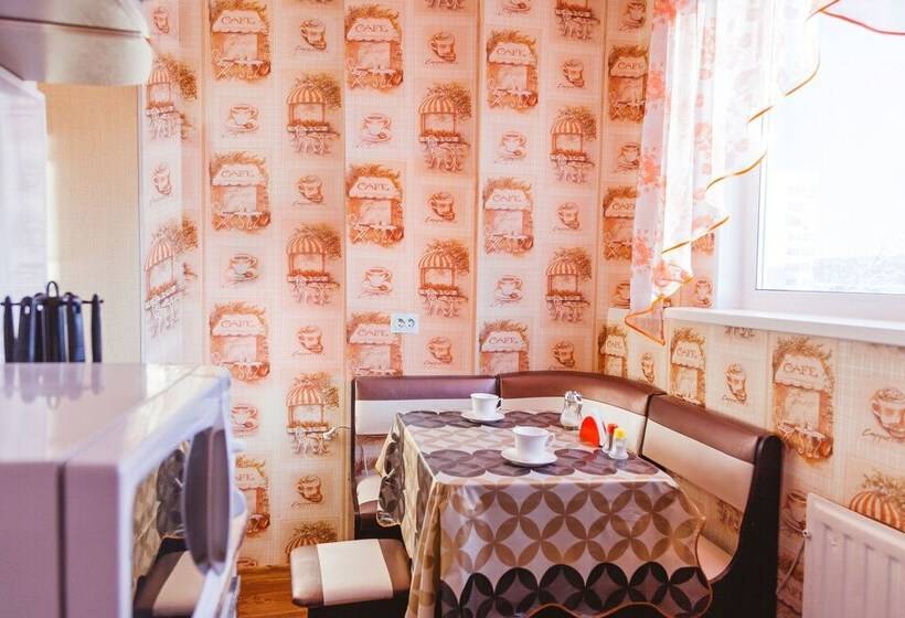 Apartments 5 Zvezd Vozle Tsentralnoy Ploshchadi