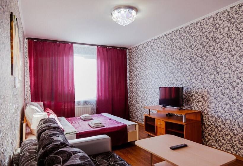 Apartments 5 Zvezd Vozle Tsentralnoy Ploshchadi