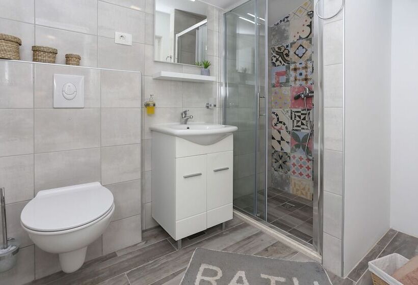 Bruno S Poolside Retreat