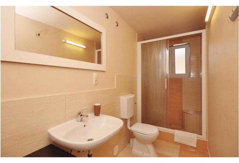 Amazing Apartment In Vodice With Kitchen