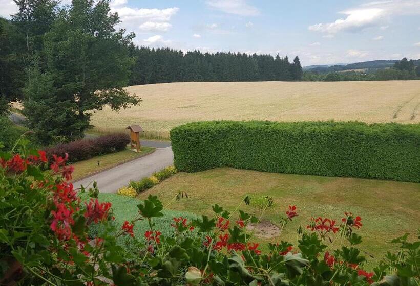 مبيت وإفطار Le Clos Des Aulnes