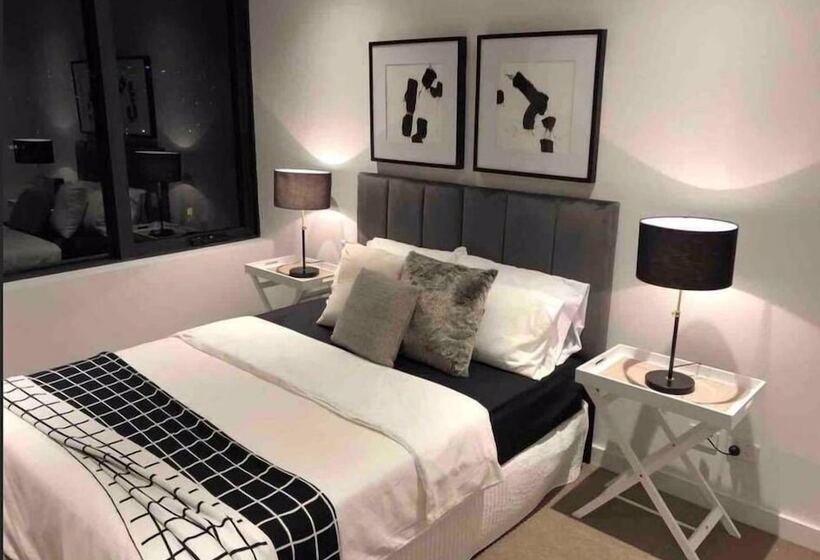 Brand New Lux Water View 3bd With Parking