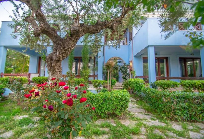 Fafla Beach Apartments