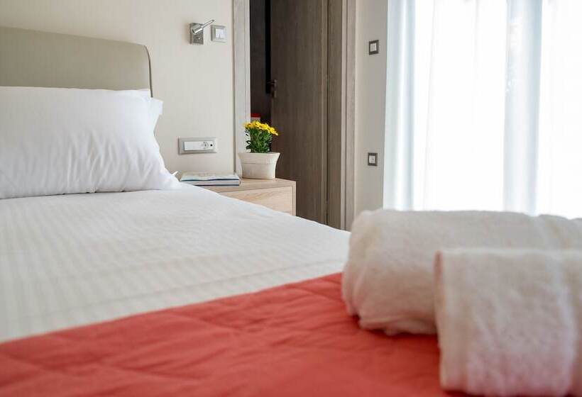 Studio Verde Glaros W. Outdoors, Near The Beach