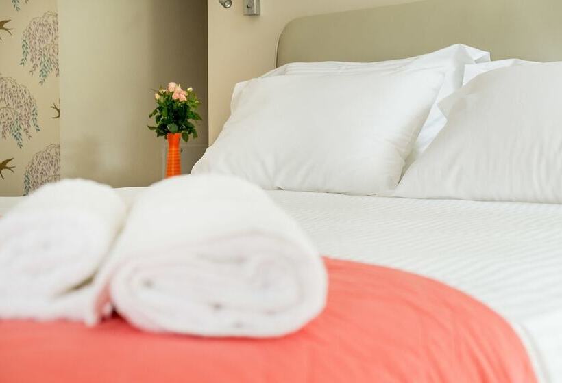 Studio Verde Glaros W. Outdoors, Near The Beach