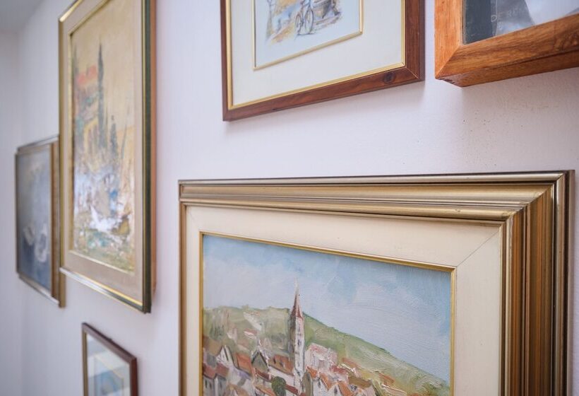 Seaview Apartment Kia By Litto