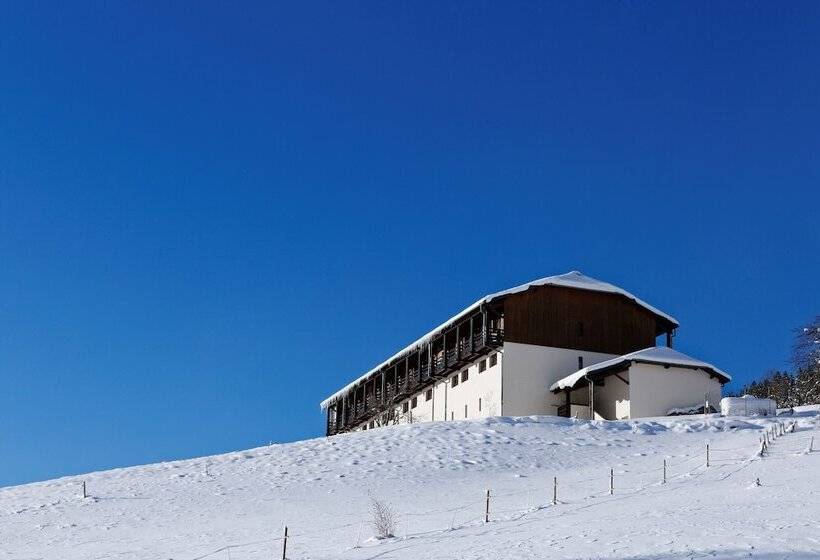 בית מלון כפרי Club Le Risoux