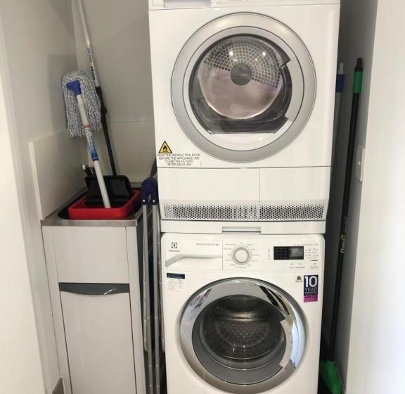 Отель Herald Executive Apartments