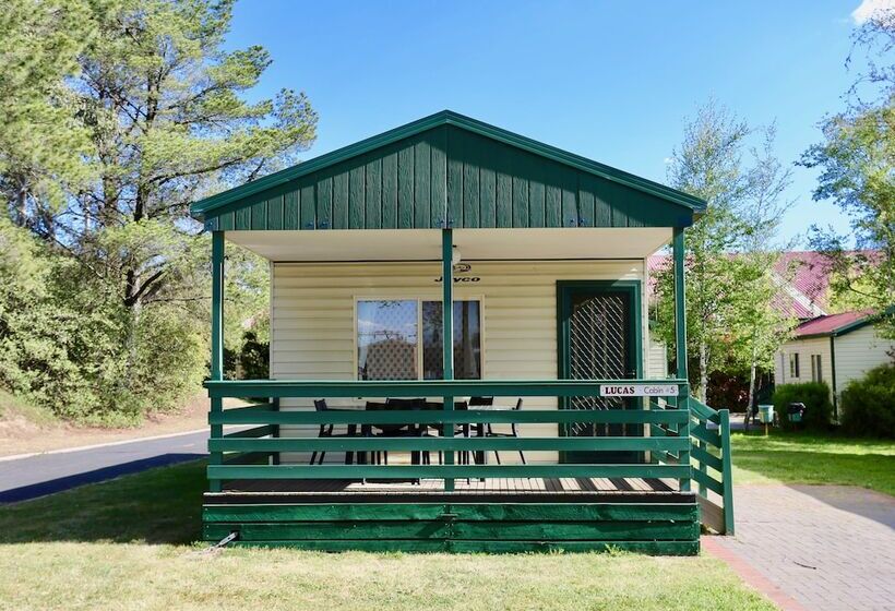 בית מלון כפרי Jenolan Holiday Park Oberon