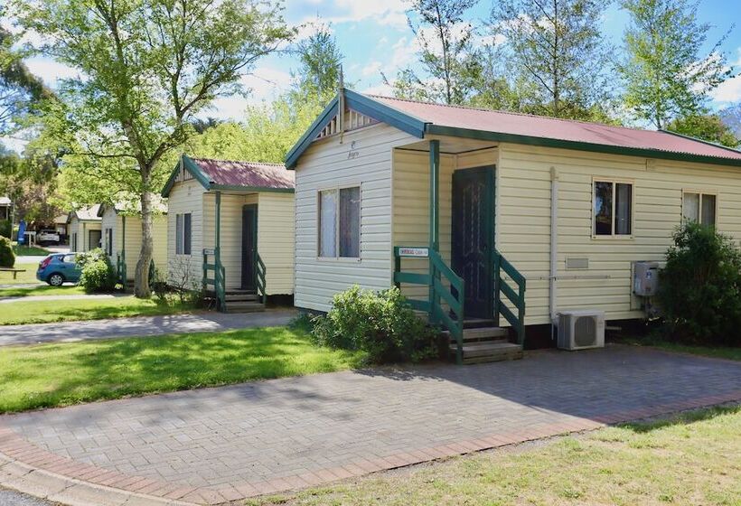 בית מלון כפרי Jenolan Holiday Park Oberon