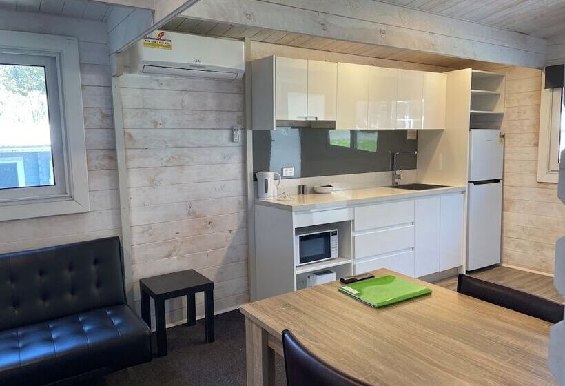 בית מלון כפרי Jenolan Holiday Park Oberon