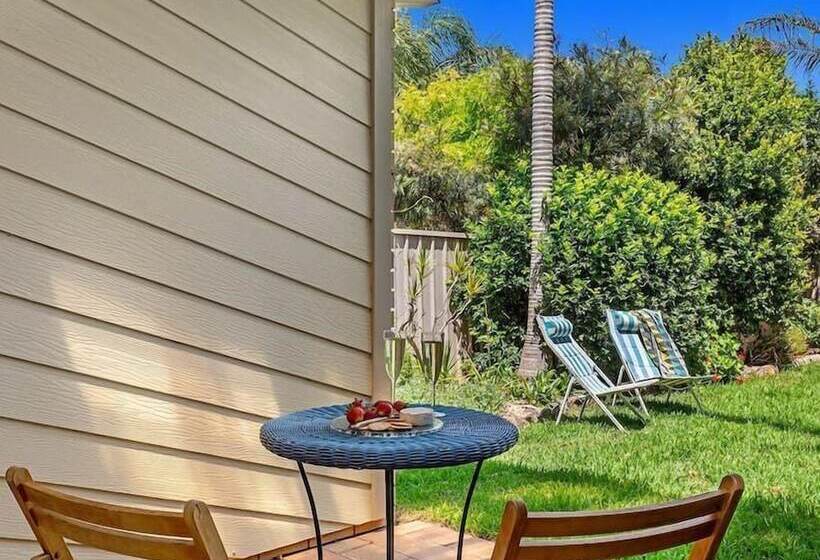 Life S A Beach At Shoal Bay