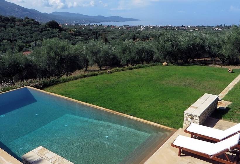 Luxurious Sea & Olive Private Villa   Pool