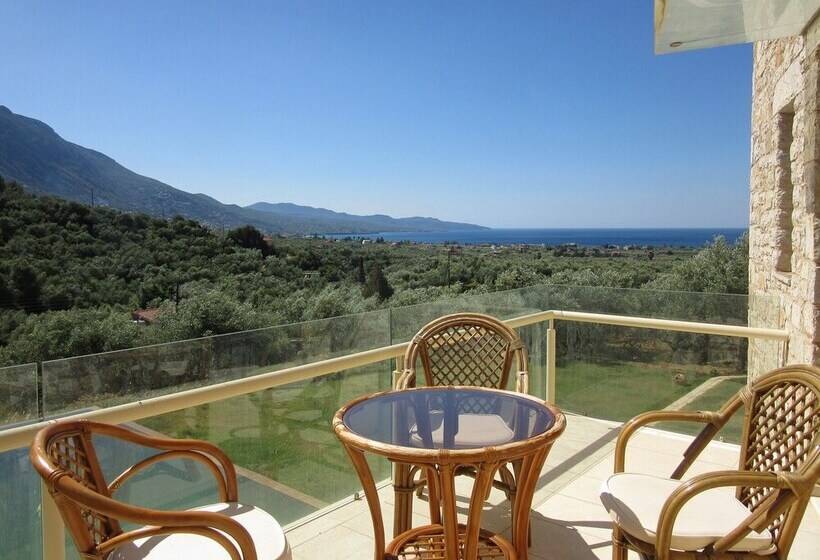 Luxurious Sea & Olive Private Villa   Pool