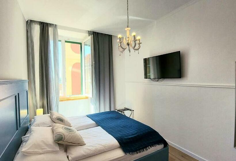 膳宿费 Centrum Luxury Rooms