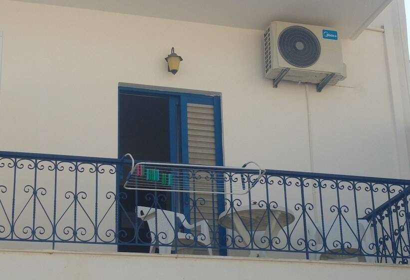 Пансион Lefteri S Rooms