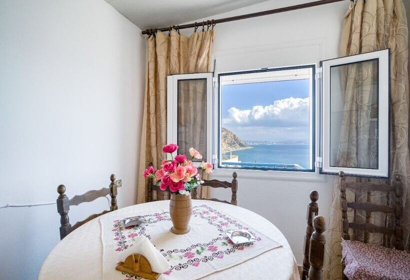 Пансион Lefteri S Rooms