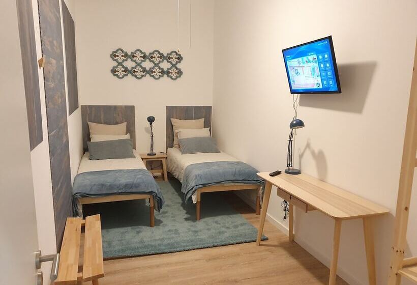 Pensione Lisbon Chile Out Rooms By Host Point