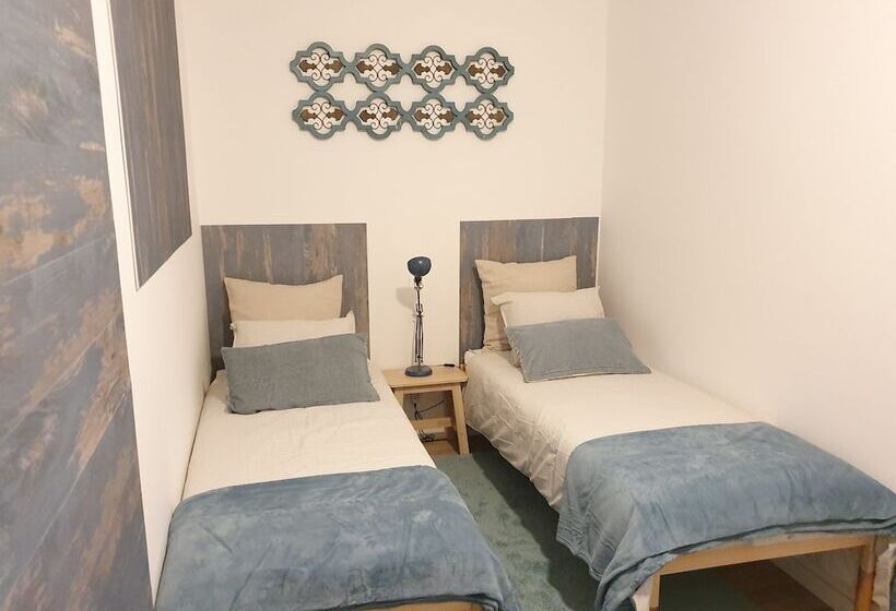 Pensione Lisbon Chile Out Rooms By Host Point