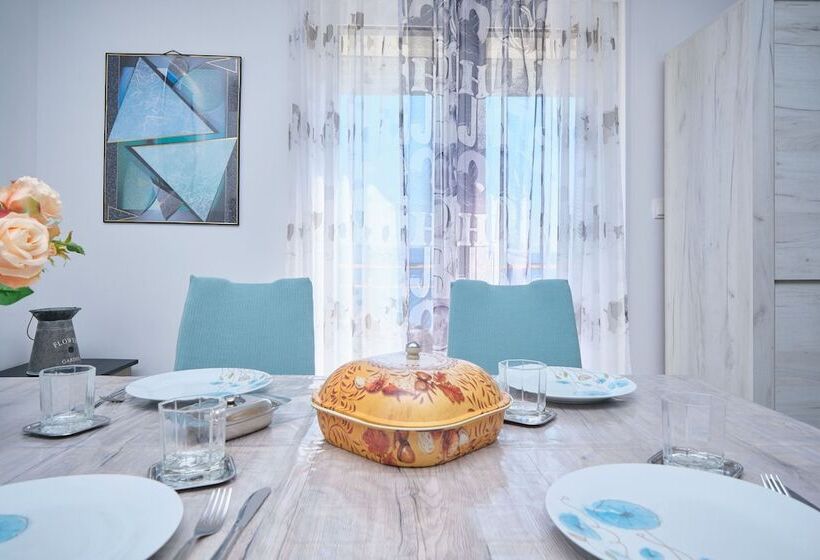 Seaview Apartment Kia By Litto