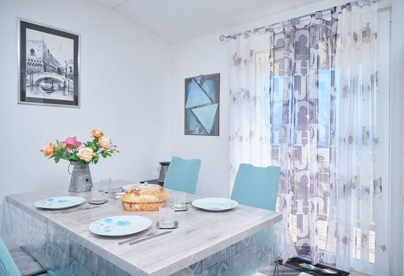 Seaview Apartment Kia By Litto