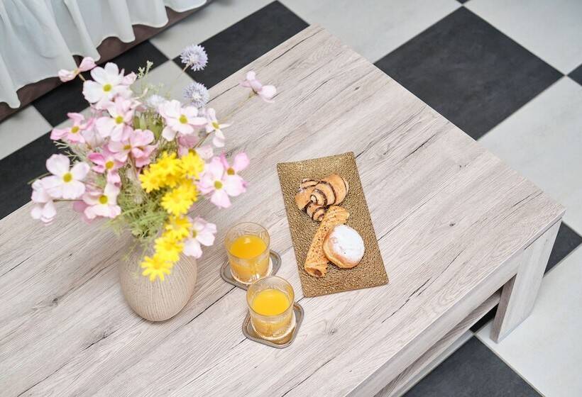 Seaview Apartment Kia By Litto