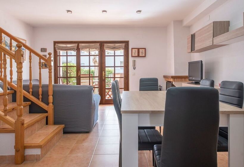 Semi Detached House 1