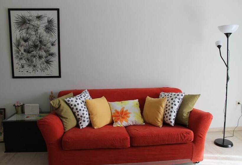 Spacy Stay Central Athinian Apartment