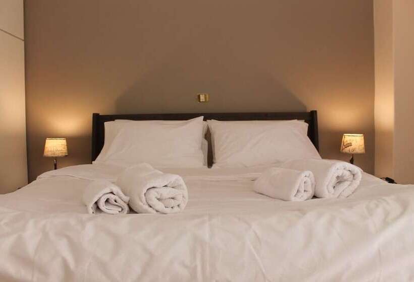 Spacy Stay Central Athinian Apartment