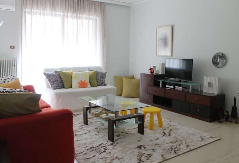 Spacy Stay Central Athinian Apartment