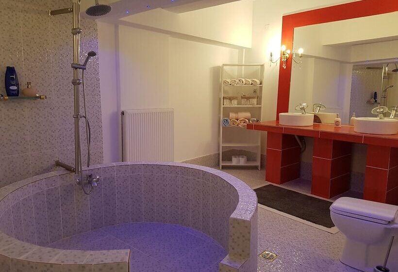 The Golden Brown Luxury Guesthouse