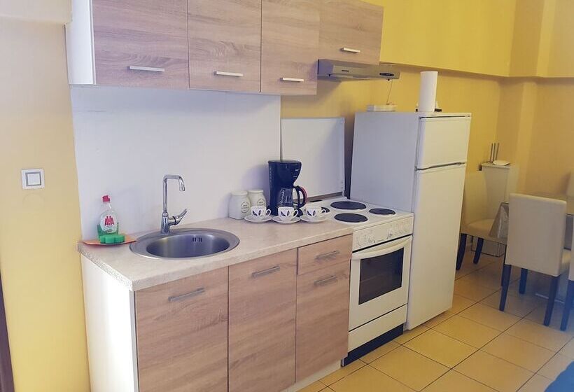 The Golden Brown Luxury Guesthouse