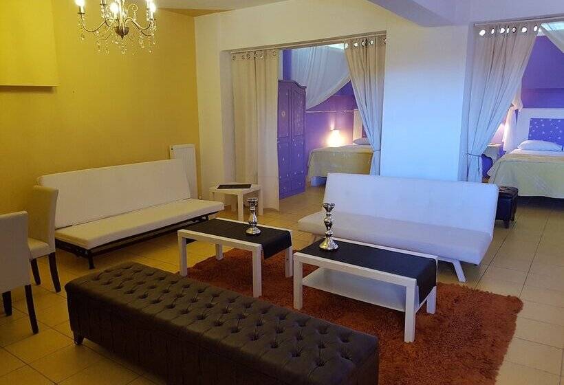 The Golden Brown Luxury Guesthouse