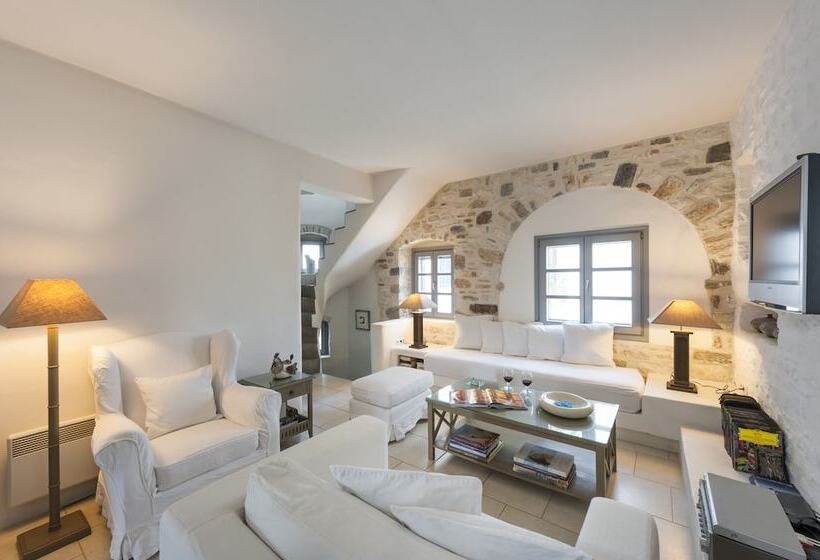 Traditional Stone House In Kostos