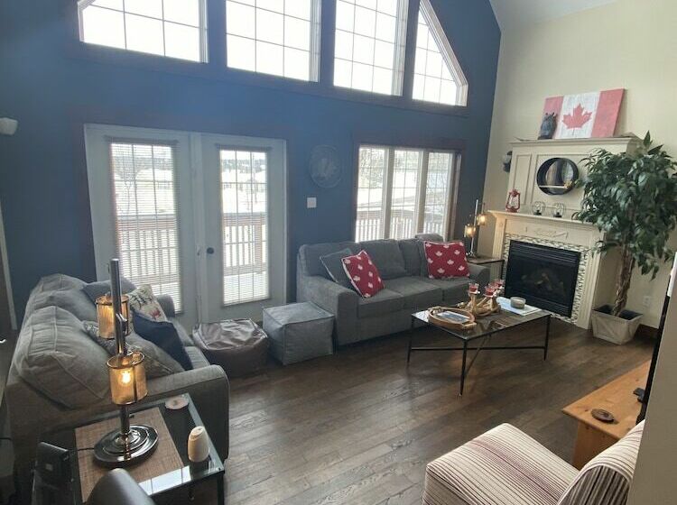 Tranquil Waters Inn   Fortnight Chalet