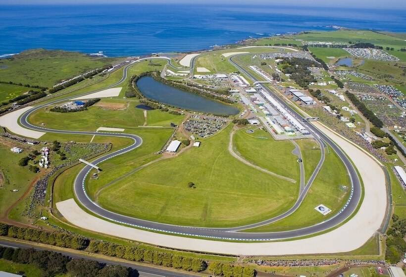 9 Charmandene Court, Cowes