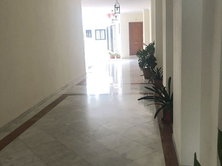 Apartamento En Pleno Centro De Marchena