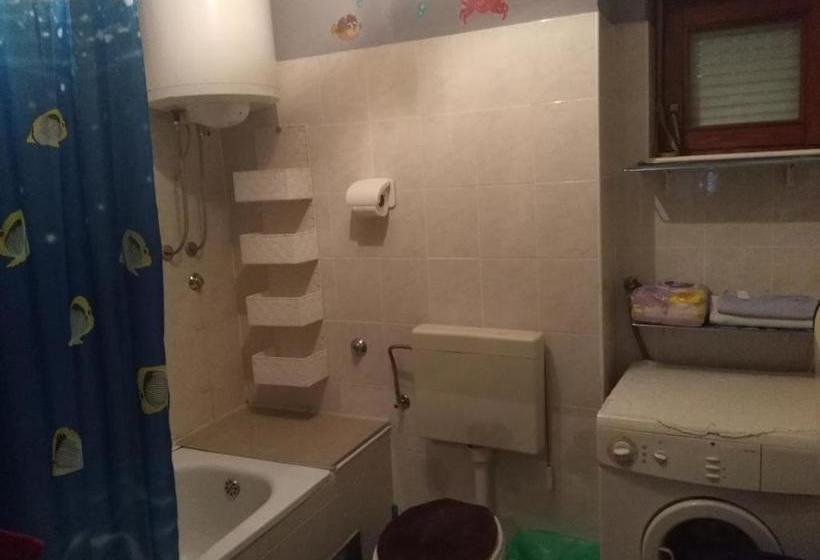 Apartments By The Sea Mastrinka, Ciovo   15226